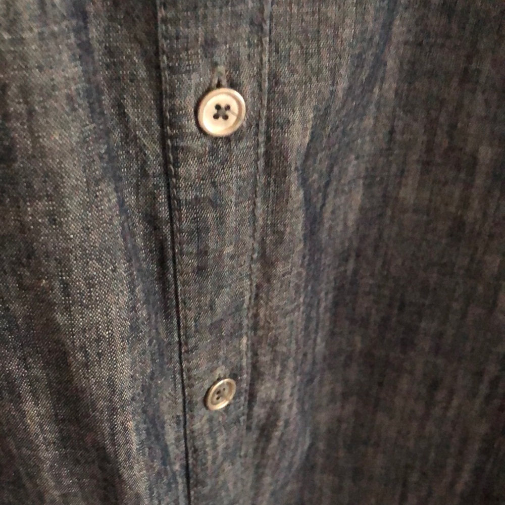 Chico's Denim Blue Shirt size L/XL - Picture 9 of 9